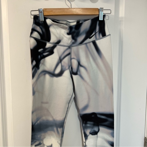 Nike Legendary Lava Dri-Fit Training Running Legging size S - Picture 5 of 7